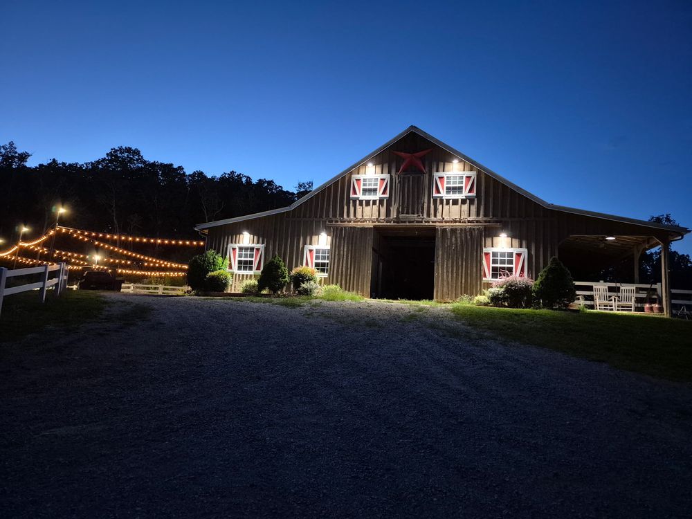 Silent Creek Stables - equestrian in Loudon, TN