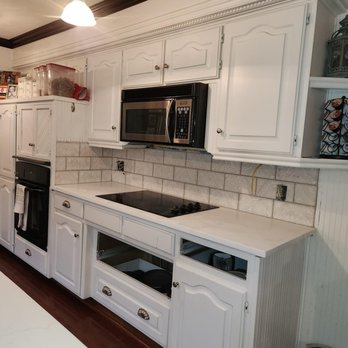 Harris Electric and Home Improvement - Turn the kitchen - Handyman Near Me Harris Electric and Home Improvement - Turn the kitchen - Handyman Near Me