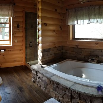 Coblentz Country Cabins - Hotels Near Me - Berlin, Ohio