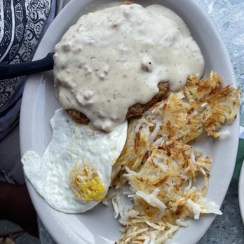 Art's Skillet - Chicken fried steak with hash browns and over easy egg - Breakfast & Brunch Near Me - Indianapolis, Indiana Art's Skillet - Chicken fried steak with hash browns and over easy egg - Breakfast & Brunch Near Me - Indianapolis, Indiana