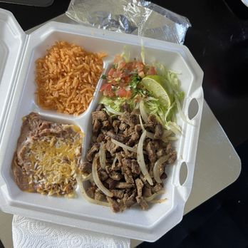 Taqueria Del Primo - Bistec Plato with flour tortillas - Mexican Near Me - Pflugerville, Texas