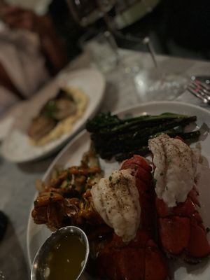 Mignonette Downtown by null