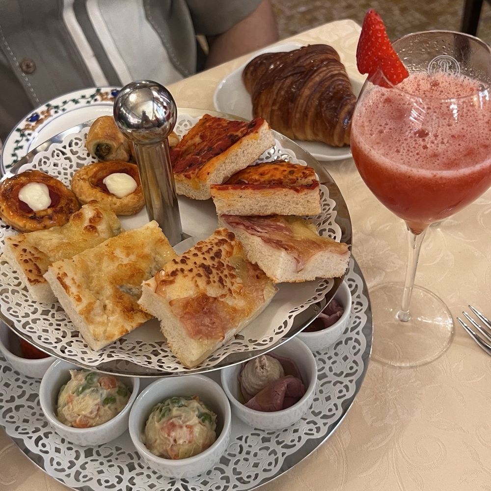 Baratti & Milano - Super quaint and a lovely place. - Cafes Near Me - Torino, TO Baratti & Milano - Super quaint and a lovely place. - Cafes Near Me - Torino, TO