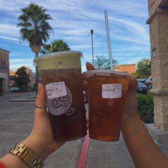 Gong Cha - Left: Matcha milk foam oolong Tea | Right: Wintermelon Tea - Bubble Tea Near Me - Houston, Texas Gong Cha - Left: Matcha milk foam oolong Tea | Right: Wintermelon Tea - Bubble Tea Near Me - Houston, Texas