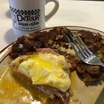 101 Diner - Eggs Benedict - Diners Near Me - Encinitas, California 101 Diner - Eggs Benedict - Diners Near Me - Encinitas, California
