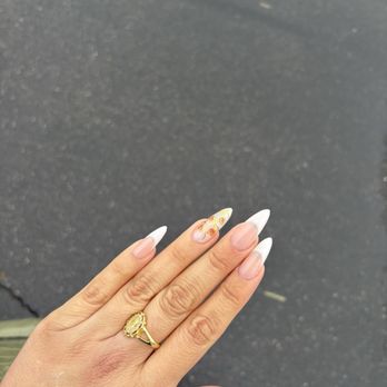 Papillon Nails & Spa - Nail Salons Near Me - Fullerton, California