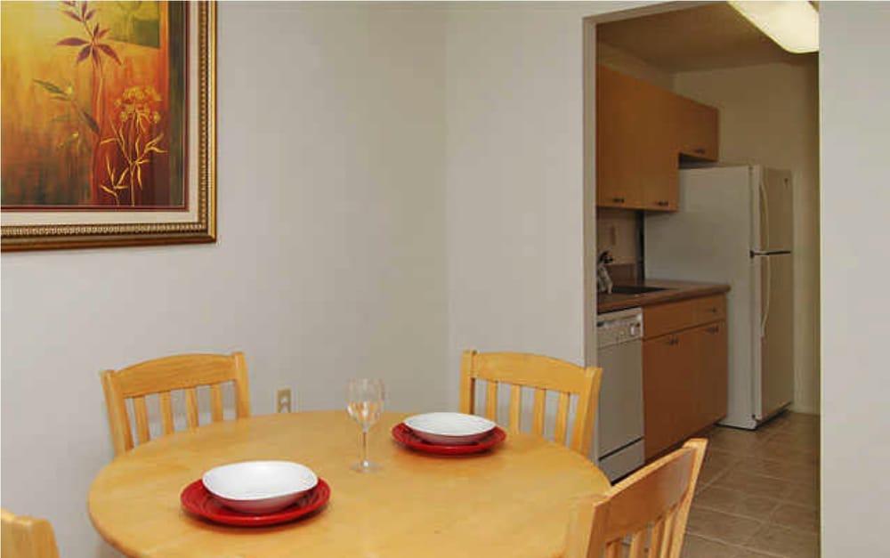 ST. ANDREWS CONDOMINIUMS 20 Photos & 14 Reviews 1081 Benoist Farms