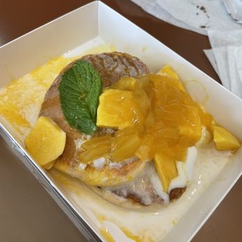 Kichi Taiyaki - Japanese Desserts Cafe - Mango soufflé pancakes - Ice Cream & Frozen Yogurt Near Me - Brandon, Florida