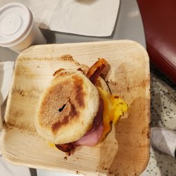 Hard Rock - Food court - Bacon, Egg and cheese sandwich