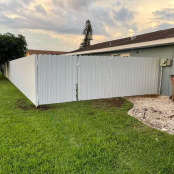 Leo fence - Fences & Gates Near Me Leo fence - Fences & Gates Near Me