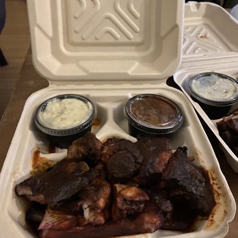 JR's Barbeque - Rib Tips and Pork Rib Meal to-go - Barbeque Near Me - Culver City, California
