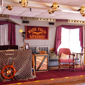 Mark Twain Riverboat - Boating Near Me - Hannibal, Missouri