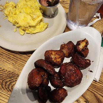 Phoebe's Diner - Red potatoes and scrambled eggs - Breakfast & Brunch Near Me - Austin, Texas Phoebe's Diner - Red potatoes and scrambled eggs - Breakfast & Brunch Near Me - Austin, Texas