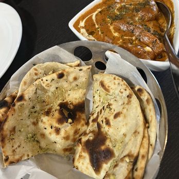 Amber India - Milpitas - Garlic naan and butter chicken - Indian Near Me - Milpitas, California