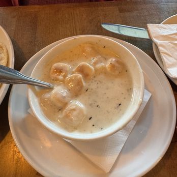 Vivolo's Chowder House - Pretty good chowder - Seafood Near Me - Pacific Grove, California Vivolo's Chowder House - Pretty good chowder - Seafood Near Me - Pacific Grove, California