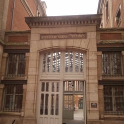 Bibliothèque Universitaire de la Manufacture des Tabacs - La Manufacture Nationale des Tabacs!