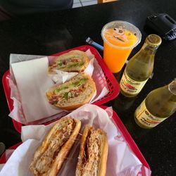 Posh Bagel - Sparkling apple juicd natural OJ , Chorizo egg Croissant with avocado, bell peppers Eggwich bacon Eggwich Chorizo Bacon Croissant