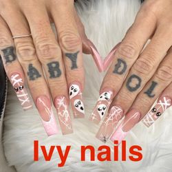 Ivy Nails Spa - Halloween nail