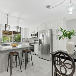 Doerrn Realty Group with Alexander Realty