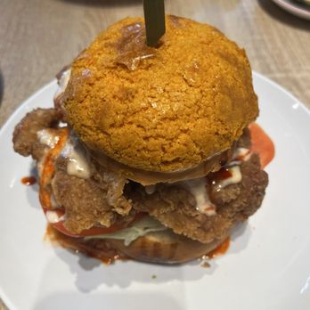 Cafe De Hong Kong - Chicken sandwich - Hong Kong Style Cafe Near Me - Markham, Ontario