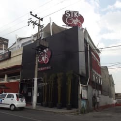 Stk & Grills - STK & Girls, ¡Estimula tus sentidos!