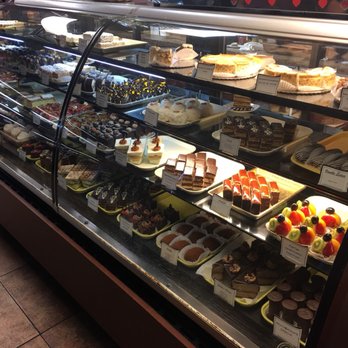 Chocolada Bakery & Cafe - Bakeries Near Me - Hollywood, Florida
