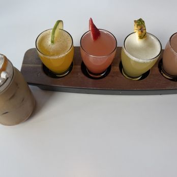 Broken Yolk Cafe - Breakfast & Brunch Near Me - Las Vegas, Nevada