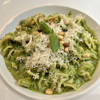 Crossroads Kitchen - Pesto pasta - Vegan Near Me - Las Vegas, Nevada Crossroads Kitchen - Pesto pasta - Vegan Near Me - Las Vegas, Nevada