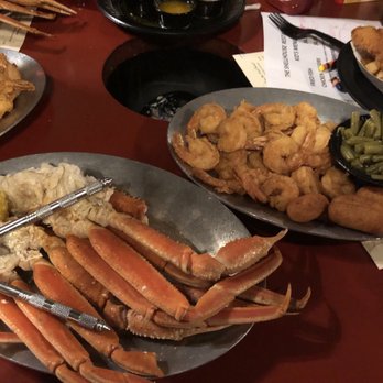 The ShellHouse Seafood Restaurant - Crab legs & Fried shrimp plate - Seafood Near Me - Savannah, Georgia