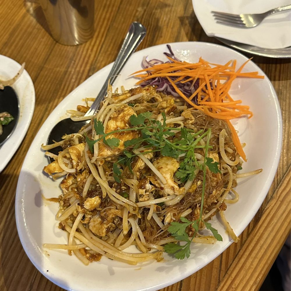 Pestle Rock - Mee Ka Ti - Thai Near Me - Seattle, Washington