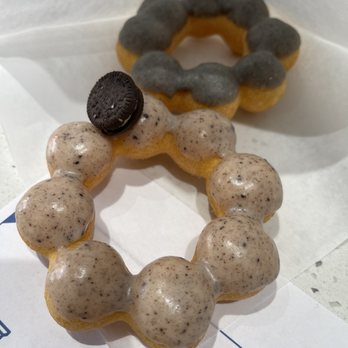 Mochi Ring Donut And Bubble Tea - Black Sesame (back) & Oreo (front) - Bubble Tea Near Me - Jenkintown, Pennsylvania Mochi Ring Donut And Bubble Tea - Black Sesame (back) & Oreo (front) - Bubble Tea Near Me - Jenkintown, Pennsylvania