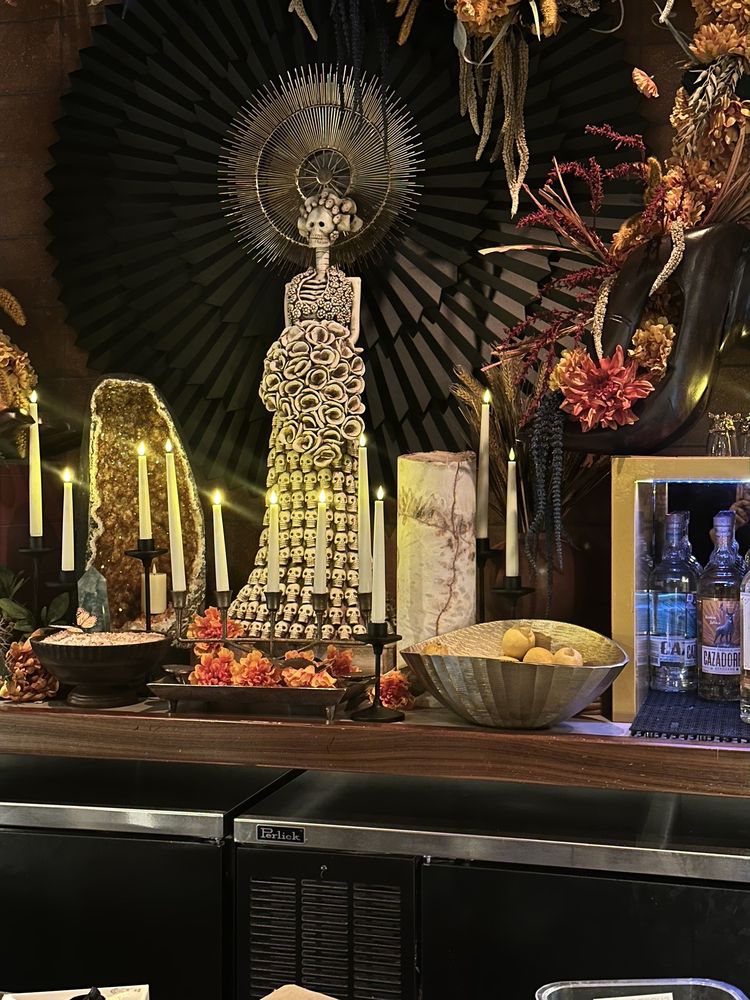 La Mina - The Village Dallas