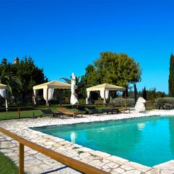 Agriturismo Ars Naturae - Piscina a disposizione per i nostri ospiti
