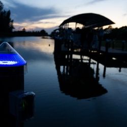 Dock Life - Blue Solar Solar Dock Light Piling Cap, Blue