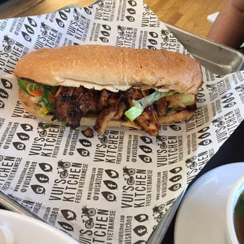 Vui's Kitchen - Chicken banh mi - Vegan Near Me - Nashville, Tennessee