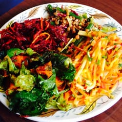 Garnet Station - Large mixed salad. Gluten free vegetarian and organic as much as possible.