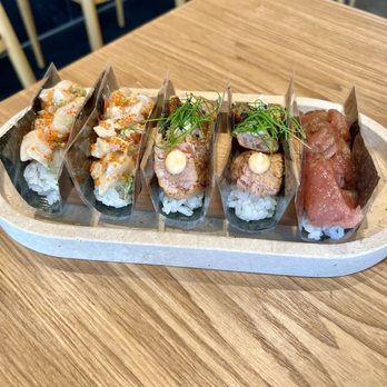 Hello Temaki - 2 spicy Hokkaido scallop, 2 Bautista's salmon & 1 aged bluefin toro hand roll - Sushi Bars Near Me - Elk Grove, California