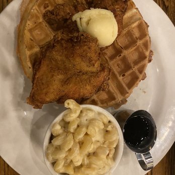River Birch Lodge - Gouda Mac & cheese with chicken & waffles - New American Near Me - Winston-Salem, North Carolina River Birch Lodge - Gouda Mac & cheese with chicken & waffles - New American Near Me - Winston-Salem, North Carolina