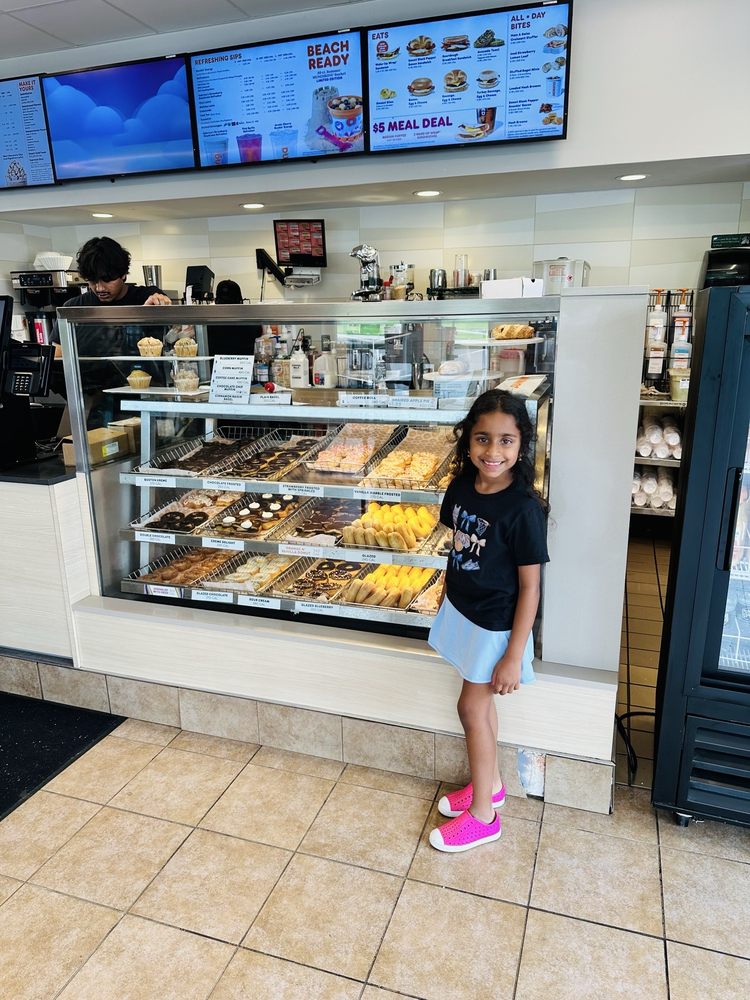 Dunkin' Logo