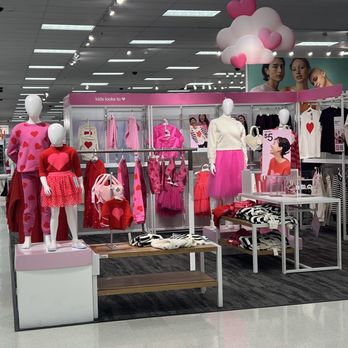 Target - Valentine's Day display - Department Stores Near Me - Lake Elsinore, California Target - Valentine's Day display - Department Stores Near Me - Lake Elsinore, California
