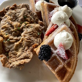 Tom Ham's Lighthouse - Chicken and Waffles - Breakfast & Brunch Near Me - San Diego, California
