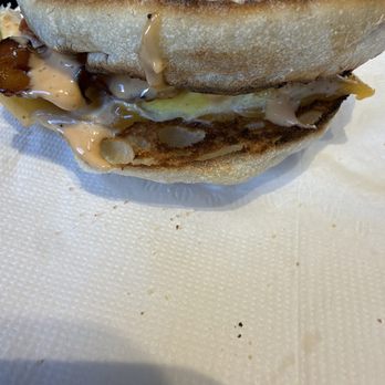 Muffin Can Stop Us - Studio City - American...bacon, egg, and cheddar with Cali sauce. - Cafes Near Me - Studio City, California Muffin Can Stop Us - Studio City - American...bacon, egg, and cheddar with Cali sauce. - Cafes Near Me - Studio City, California