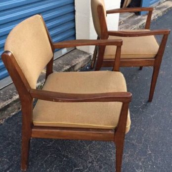 Cardenas Upholstery - Before the amazing transformation by Cardenas Upholstery. - Furniture Reupholstery Near Me - Austin, Texas Cardenas Upholstery - Before the amazing transformation by Cardenas Upholstery. - Furniture Reupholstery Near Me - Austin, Texas