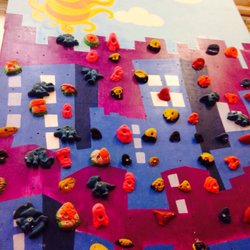 Gravity Climbing Centre - Kids wall