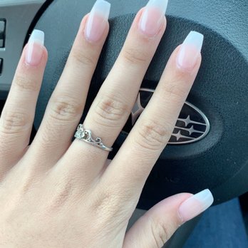 Bella Nails & Spa - Nail Salons Near Me - Bozeman, Montana