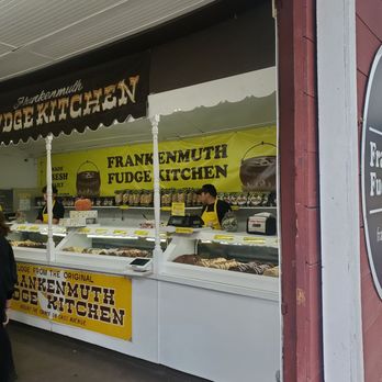 Yates Cider Mill - Donuts Near Me - Rochester Hills, Michigan Yates Cider Mill - Donuts Near Me - Rochester Hills, Michigan