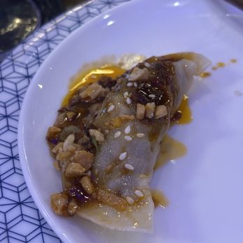 Mott 32 - Chinese Near Me - Toronto, Ontario