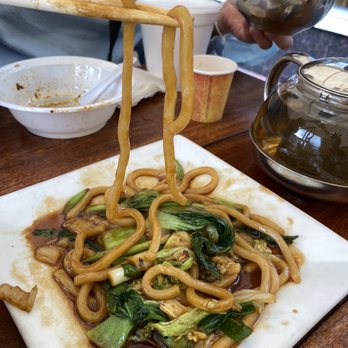 Shanghai Restaurant - Vegetable stir fried udon (special request for no meat) - SO CHEWY - Dim Sum Near Me - Fort Lee, New Jersey