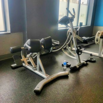 Blink Fitness - Valley Stream - Gyms Near Me - Valley Stream, New York Blink Fitness - Valley Stream - Gyms Near Me - Valley Stream, New York