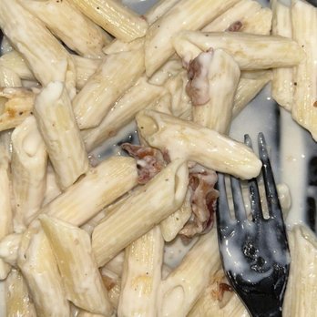 Applebee's Grill + Bar - "3 cheese Mac n cheese ". More like cold water noodles . - Sports Bars Near Me - Cleveland, Tennessee Applebee's Grill + Bar - "3 cheese Mac n cheese ". More like cold water noodles . - Sports Bars Near Me - Cleveland, Tennessee